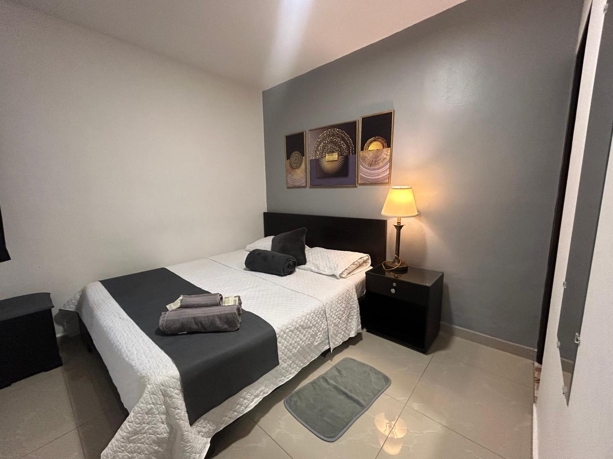 International Hotel Medellín Extérieur photo