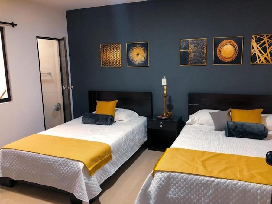 International Hotel Medellín Extérieur photo
