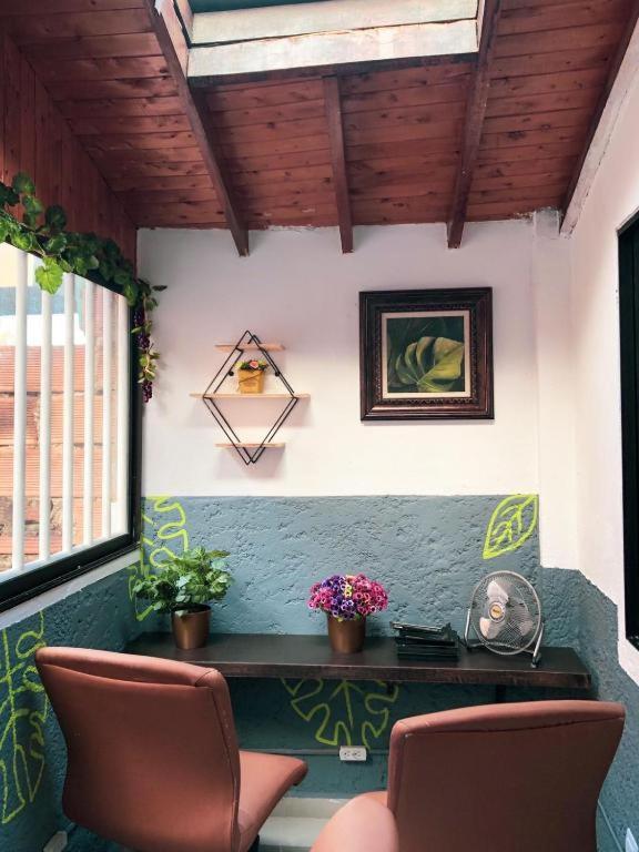 International Hotel Medellín Extérieur photo
