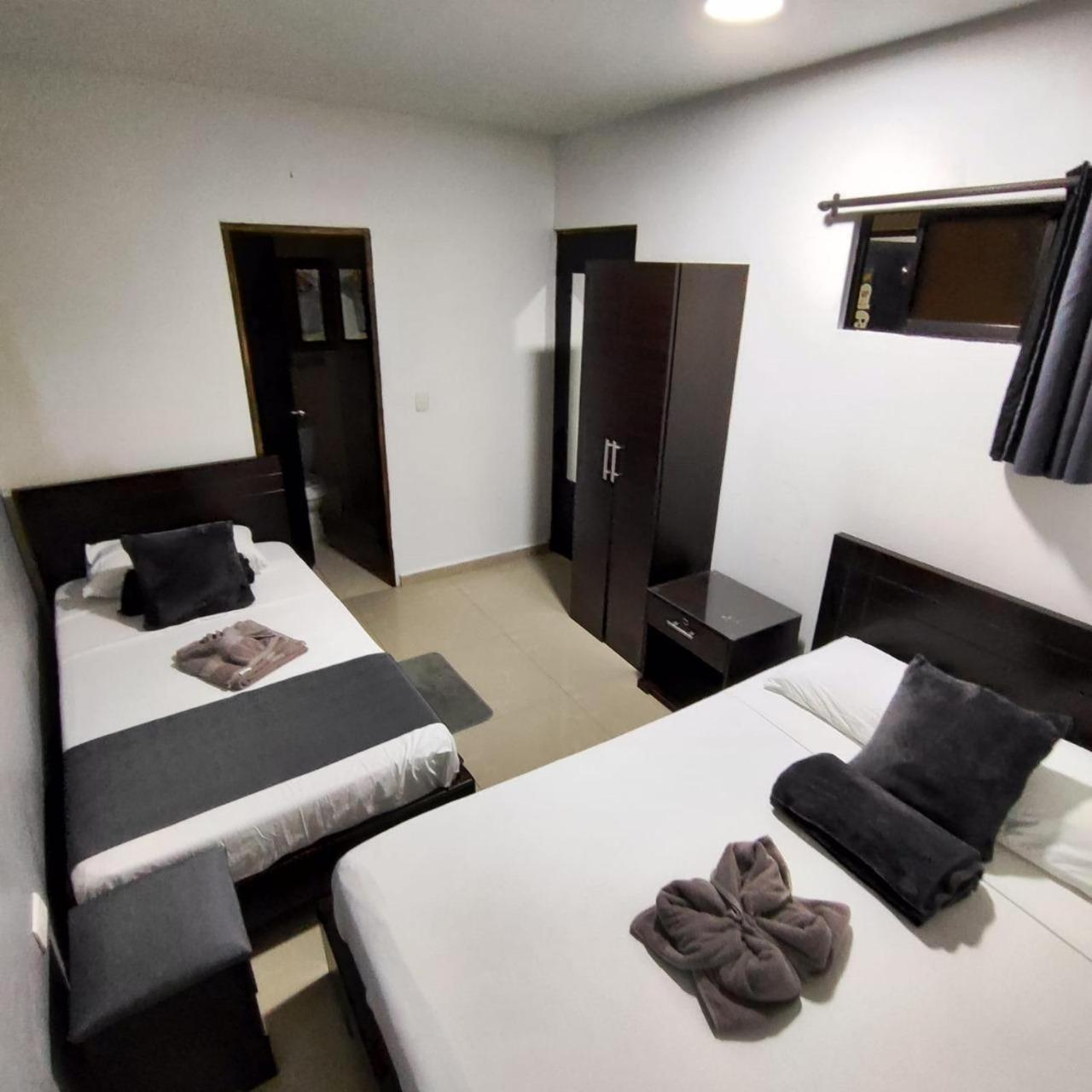 International Hotel Medellín Extérieur photo